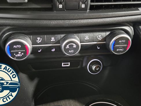 Used 2023 Alfa Romeo Giulia Ti w/ Active Assist Plus Package image 18