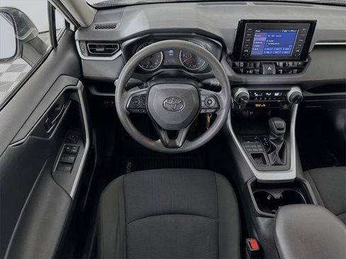 Certified 2019 Toyota RAV4 LE image 21