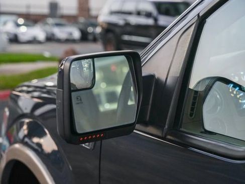 Used 2014 Ford F150 Lariat w/ Equipment Group 502A Luxury image 16