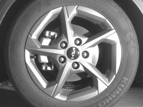 Used 2025 Kia K4 LXS image 12