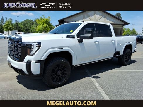 Used 2025 GMC Sierra 2500 Denali Ultimate AWD/4WD image 1