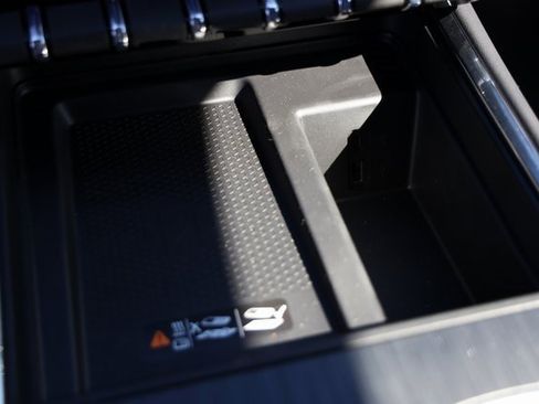 New 2026 GMC Acadia Elevation w/ Elevation Premium Package image 21