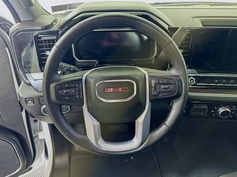 Used 2026 GMC Sierra 1500 SLT AWD/4WD image 14