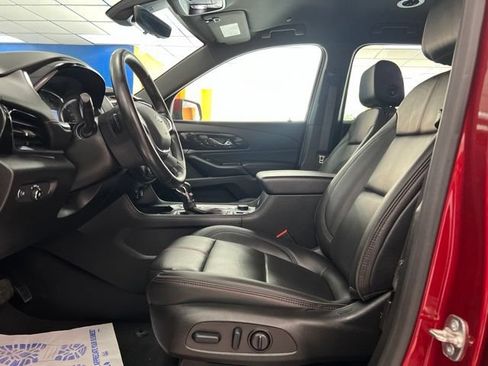 Used 2024 Chevrolet Traverse RS w/ LPO, Floor Liner Package AWD/4WD image 18