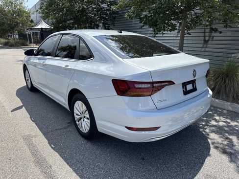 Used 2019 Volkswagen Jetta S w/ Driver Assistance Package FWD image 3