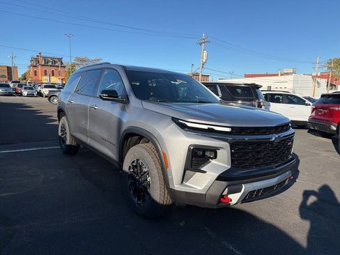 New 2026 Chevrolet Traverse Z71 w/ Enhanced Driving Package image 1