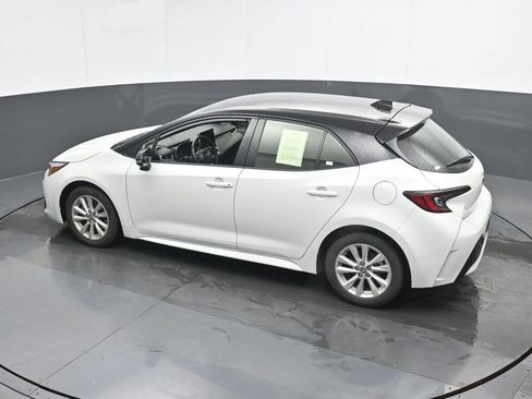 Used 2023 Toyota Corolla SE w/ SE Premium Package image 42