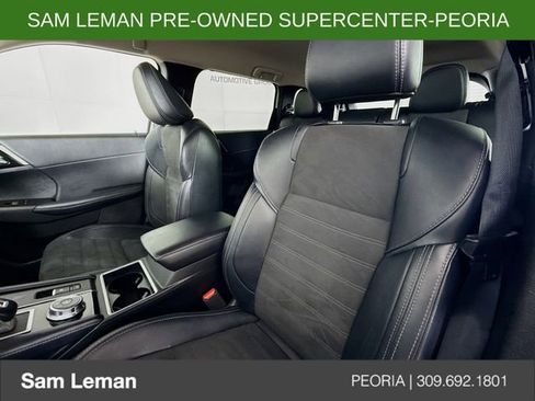 Used 2024 Mitsubishi Outlander SE image 21