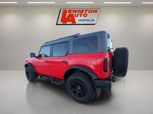 Used 2023 Ford Bronco Wildtrak image 3