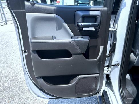 Used 2017 Chevrolet Silverado 1500 W/T AWD/4WD image 17