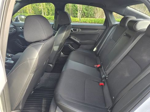 Certified 2025 Honda Civic Sport image 9