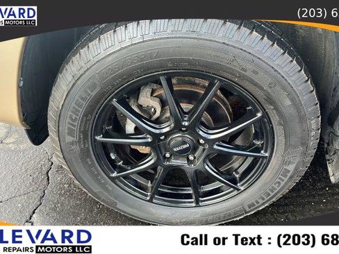 Used 2010 Toyota RAV4 4WD image 28