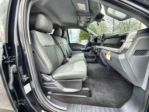 New 2026 Ford F250 XLT w/ FX4 Off-Road Package image 24