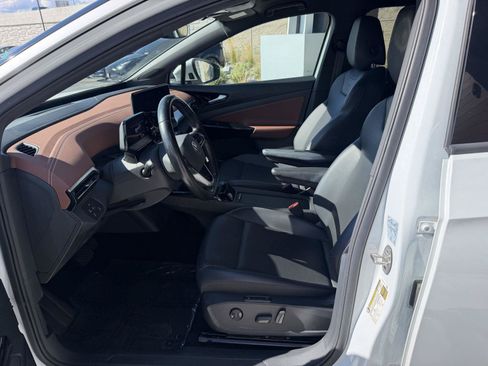 Used 2021 Volkswagen ID.4 Pro S w/ Gradient Package RWD image 12