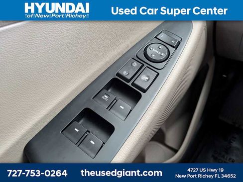 Used 2020 Hyundai Tucson SEL FWD image 29