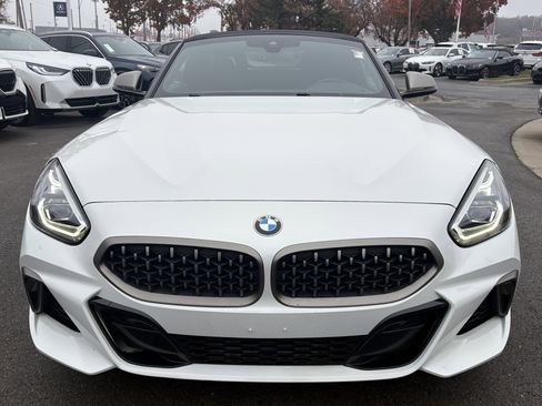 Used 2022 BMW Z4 M40i image 3