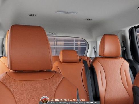 New 2026 Kia Carnival EX image 27