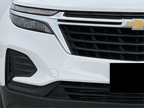 Used 2022 Chevrolet Equinox LS w/ LS Convenience Package FWD image 6