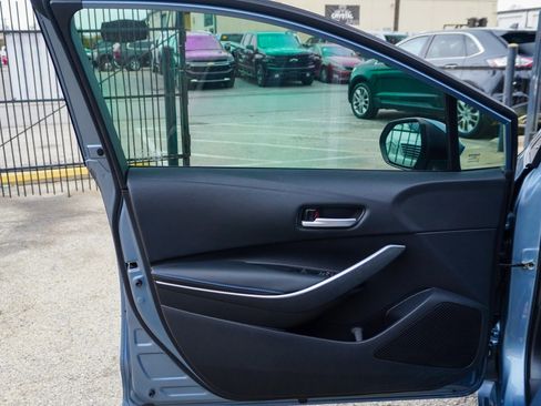 Used 2021 Toyota Corolla SE image 12