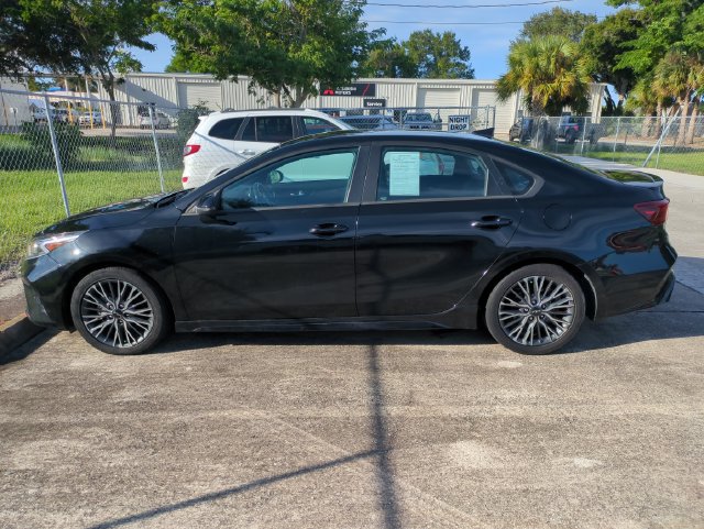 Used 2024 Kia Forte GT-Line w/ GT-Line Premium Package FWD image 3