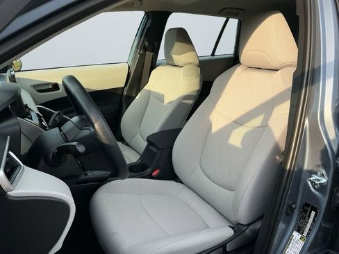 Certified 2026 Toyota Corolla Cross L FWD image 11