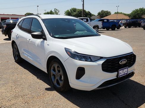 Used 2023 Ford Escape ST-Line FWD image 4