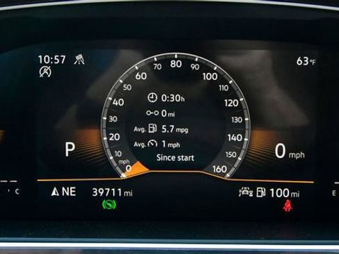 Used 2023 Volkswagen Tiguan SE R-Line image 29