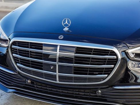 Used 2024 Mercedes-Benz S 580 S 580 image 5