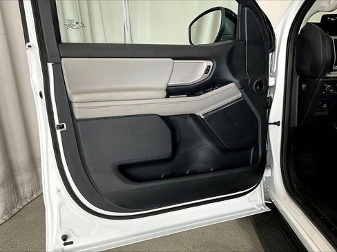 Used 2025 Ford Expedition Max Active image 21