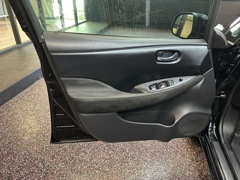 Used 2016 Nissan Leaf S w/ Charger Package FWD image 10