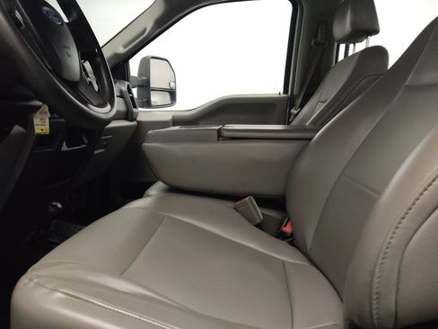 Used 2017 Ford F250 XL AWD/4WD image 17
