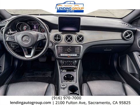 Used 2019 Mercedes-Benz CLA 250 image 11
