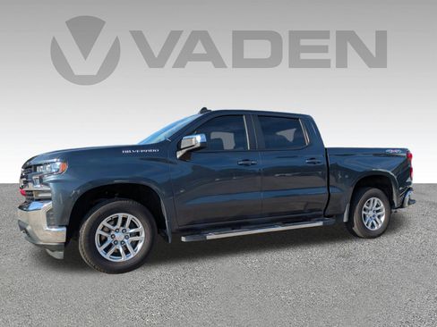 Used 2022 Chevrolet Silverado 1500 LT w/ Bed Protection Package image 2