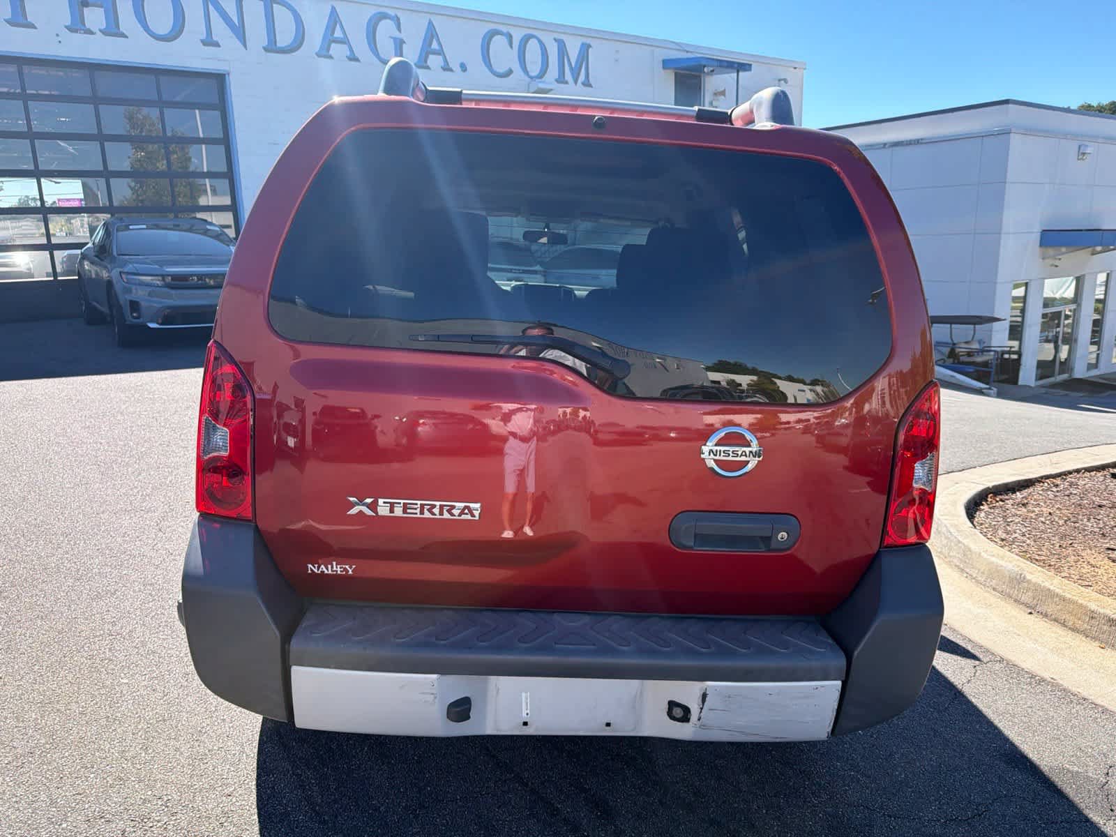 Used 2015 Nissan Xterra S w/ Value Package RWD image 10