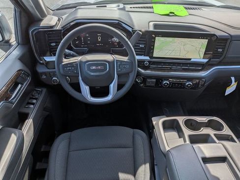 New 2026 GMC Sierra 1500 SLE image 31