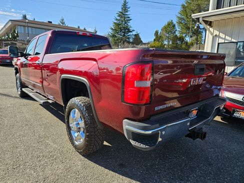 Used 2015 GMC Sierra 3500 SLT w/ Duramax Plus Package image 10