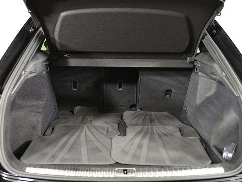 Certified 2022 Audi Q3 2.0T Premium Plus image 23