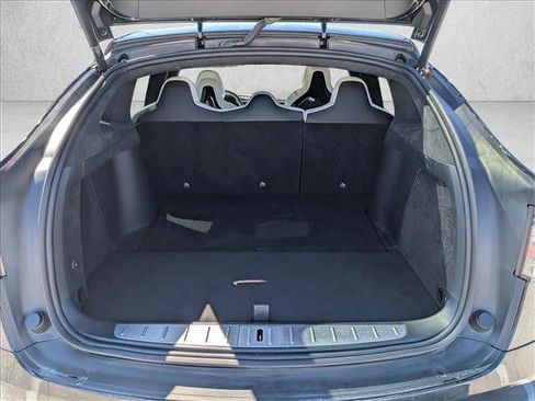 Used 2017 Tesla Model X 90D image 7