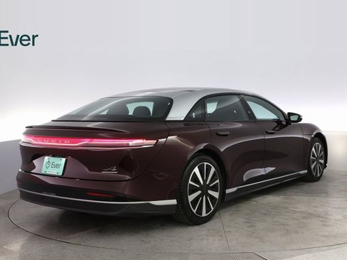 Used 2022 Lucid Air Grand Touring image 17
