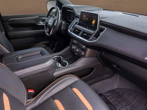 Used 2023 GMC Yukon XL AT4 w/ Technology Package image 23