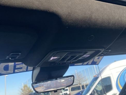 Used 2024 GMC Sierra 2500 Denali Ultimate image 19