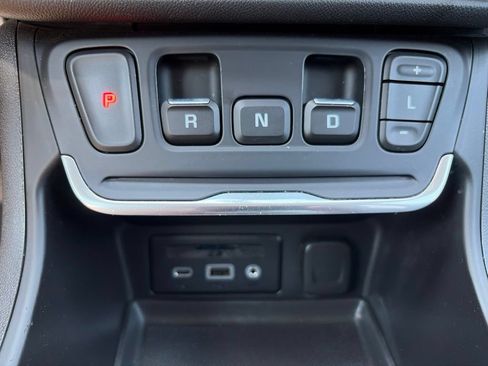 Used 2019 GMC Terrain SLT w/ Preferred Package AWD/4WD image 14