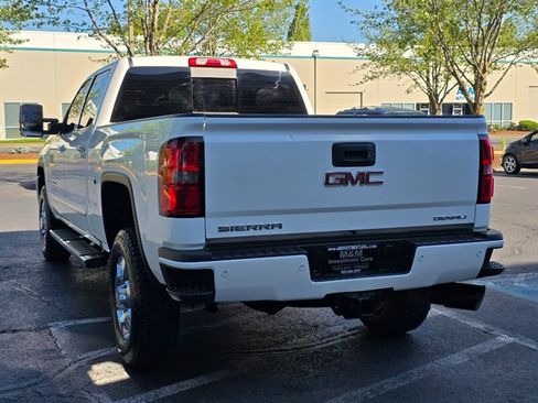 Used 2016 GMC Sierra 3500 Denali w/ Duramax Plus Package image 7