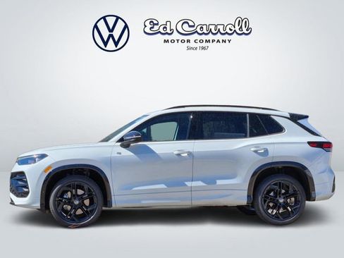New 2026 Volkswagen Tiguan SE R-Line AWD/4WD image 4