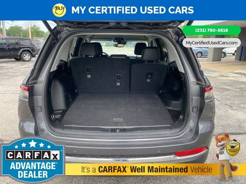 Used 2023 Jeep Grand Cherokee Limited AWD/4WD image 7