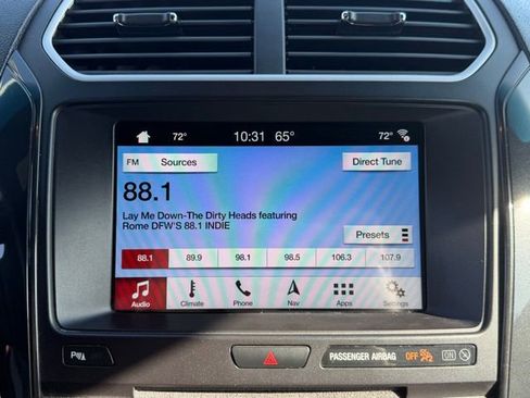 Used 2017 Ford Explorer XLT w/ Equipment Group 202A image 16