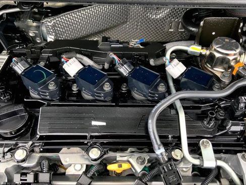 Certified 2025 Toyota Corolla LE image 32