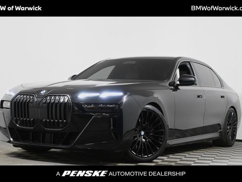 Used 2025 BMW 740i xDrive AWD/4WD image 1