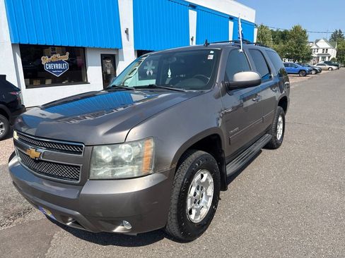 Used 2011 Chevrolet Tahoe LT AWD/4WD image 2