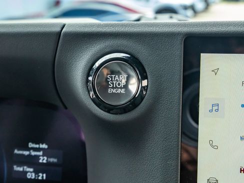 Used 2025 Lexus GX 550 w/ Accessory Package (Z1) AWD/4WD image 23